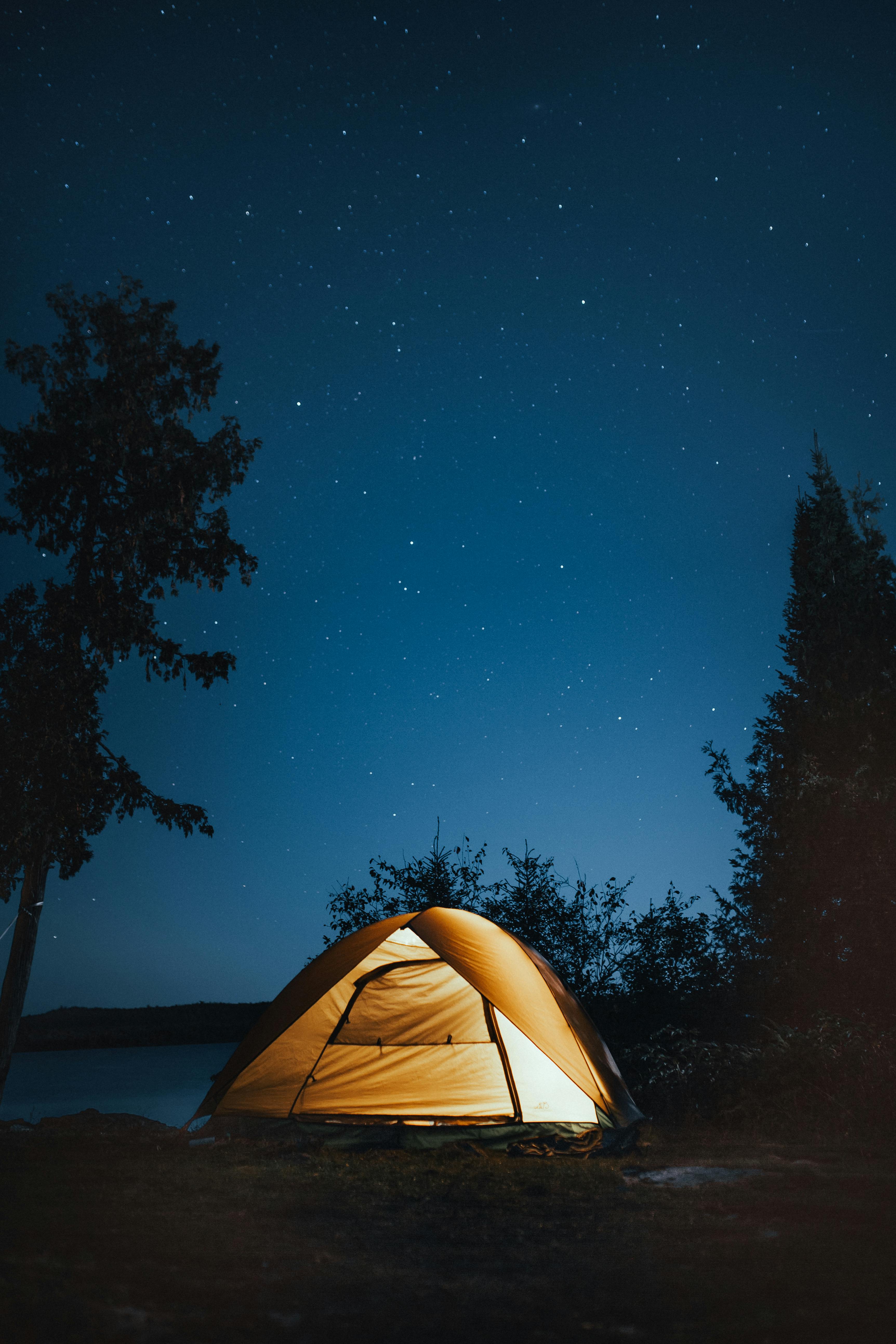 Équipements Camping et Randonnée - Lanternes, Barbecues, Glacières, Chauffages